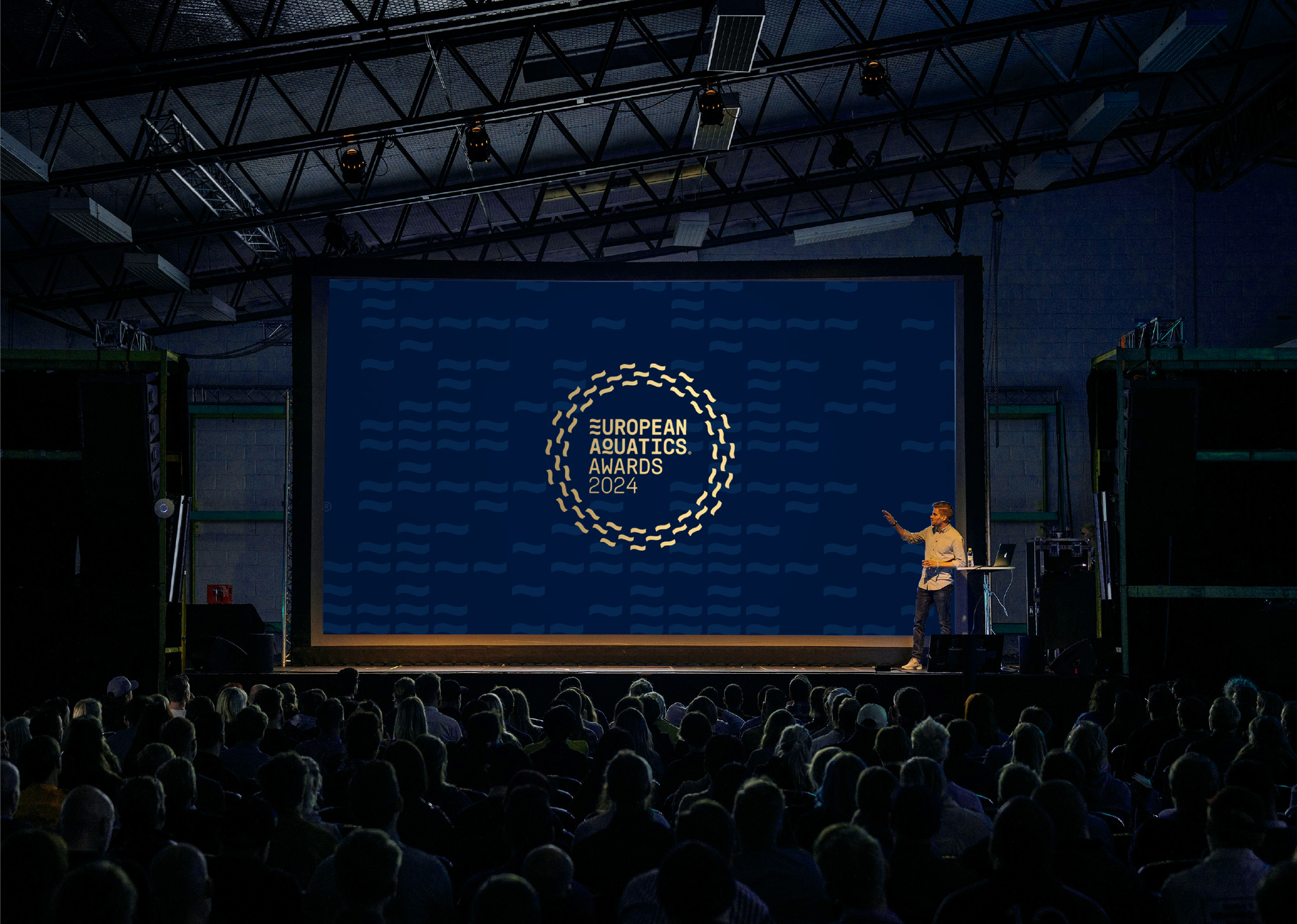 13Caseweb EA Carousel04